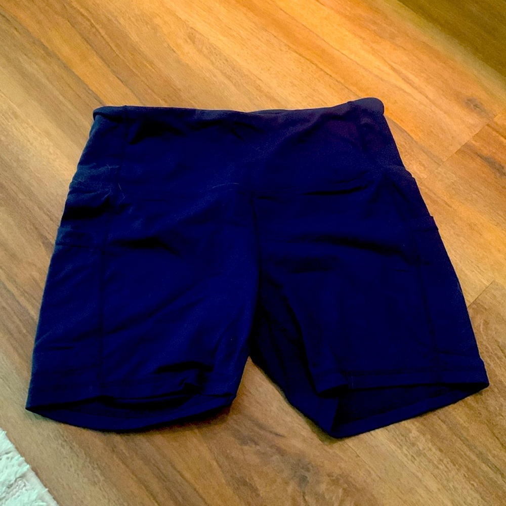 Navy biker shorts with side pockets